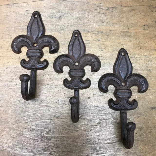 3 Cast Iron Antique Style Rustic Fleur De Lis Coat Hooks Hat Hook Rack Towel 345