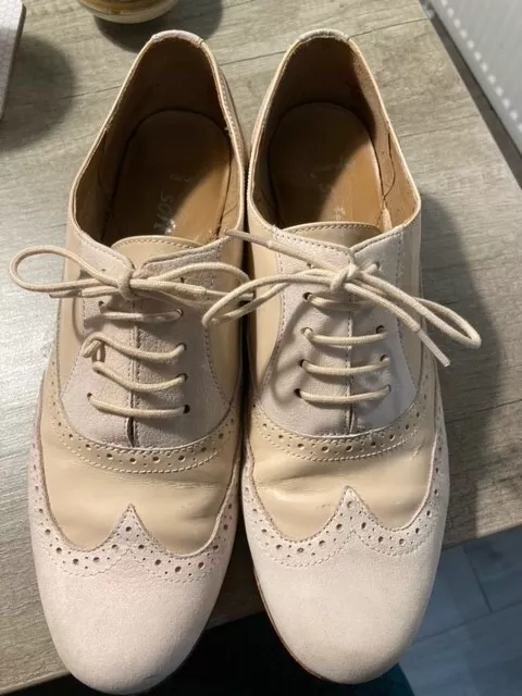 Clarks outlet patent brogues