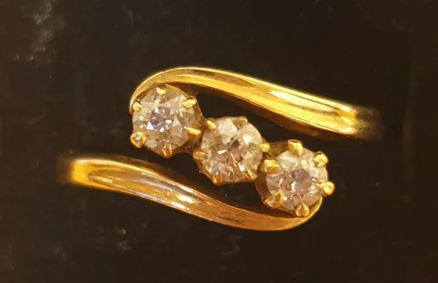 Belle bague diamant 3 diamants 18 ct jaune/plaque or dates vers 1860 0,30 ct