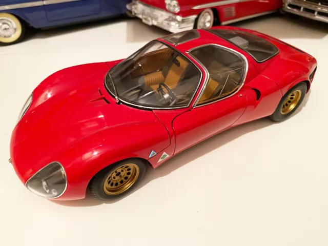 AUTOART 1:18 Alfa Romeo 33 stradale prototype 1967 colore rosso, codice 70191