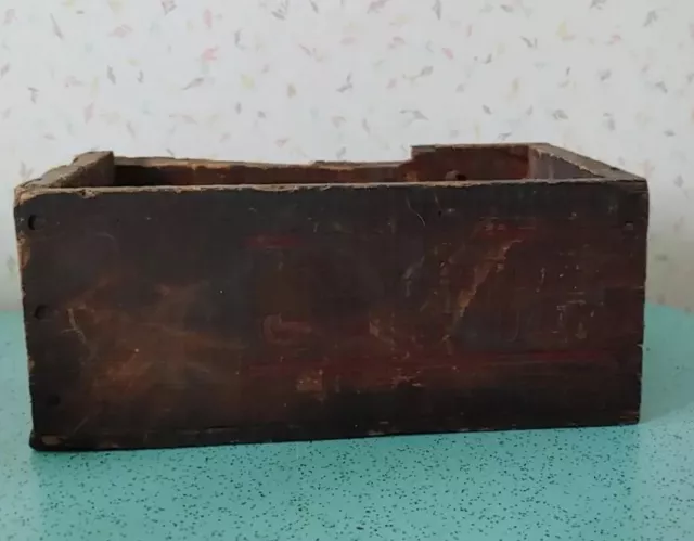 Antique Horse Nails Small Wood Crate Rare Prop Canada Nail & Wire