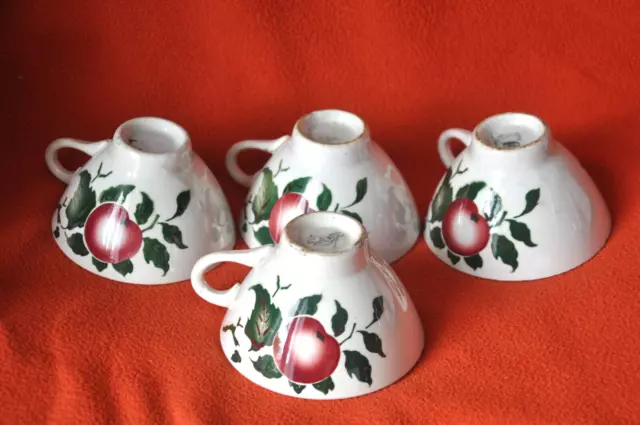 4 Tasses à Café anciennes Digoin Sarreguemines décor pommes