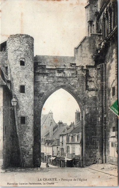 58 LA CHARITE SUR LOIRE  carte postale ancienne [JR08027]