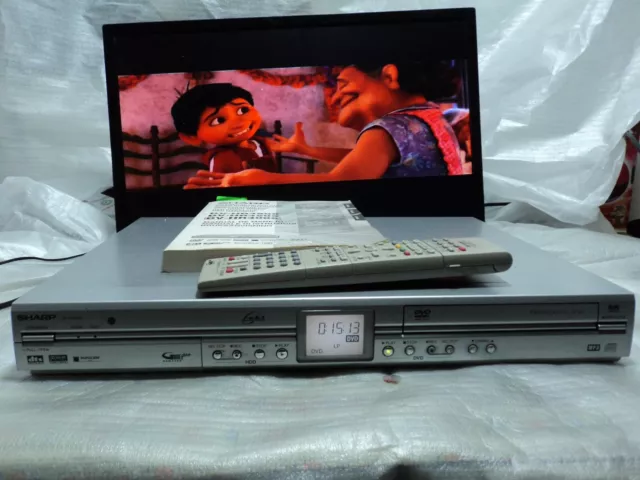 Dvd recorder Sharp DV-HR400S registra su HDD 80gb  parte dvd solo lettore play