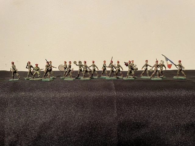 RARE BOITE STARLUX COMPLETE DE 36 FIGURINES 1/50 35mm ARMEE FRANCAISE A PEINDRE