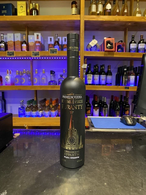 Vodka Ru$$e Premium Kremlevskie Kuranty Vodka Version Noir 40% Vol. 0,7l