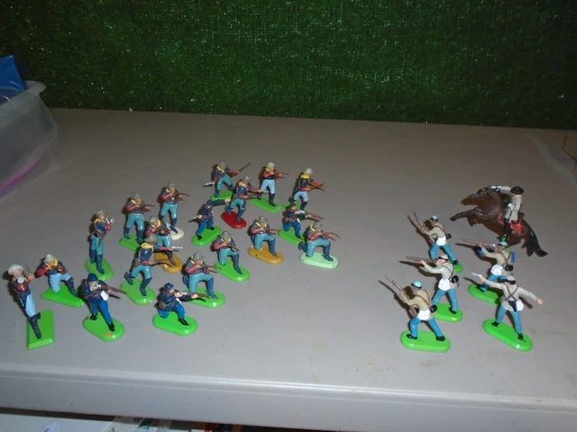 Deetail Lot of 25 Vintage 1971 Britains Civil War Union & Confederate Soldiers Deetail Lot of 25 Vintage 1971 Britains Civil War Union & Confederate Soldiers