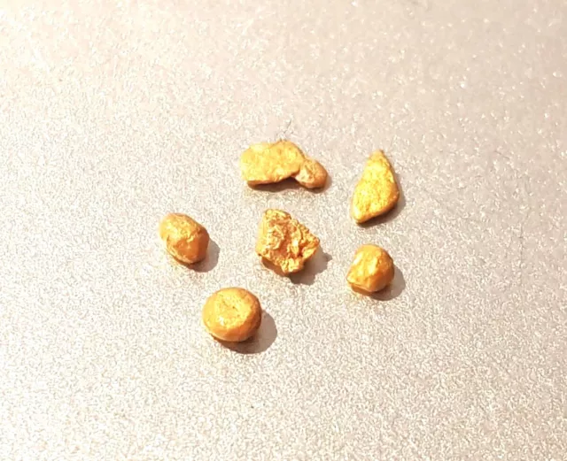 Australian Natural Gold Nuggets 6 pieces - 0.214 grams total.