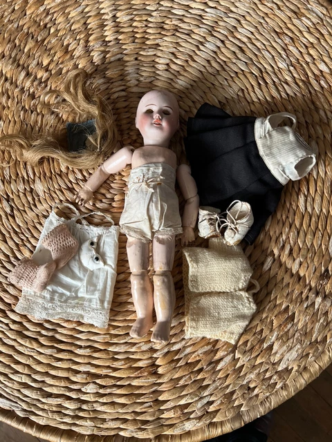 ANCIENNE POUPEE TÊTE Porcelaine Miniature Jumeau Bleuette Doll EUR 252,00 - FR ANCIENNE POUPEE TÊTE Porcelaine Miniature Jumeau Bleuette Doll EUR 252,00 - FR