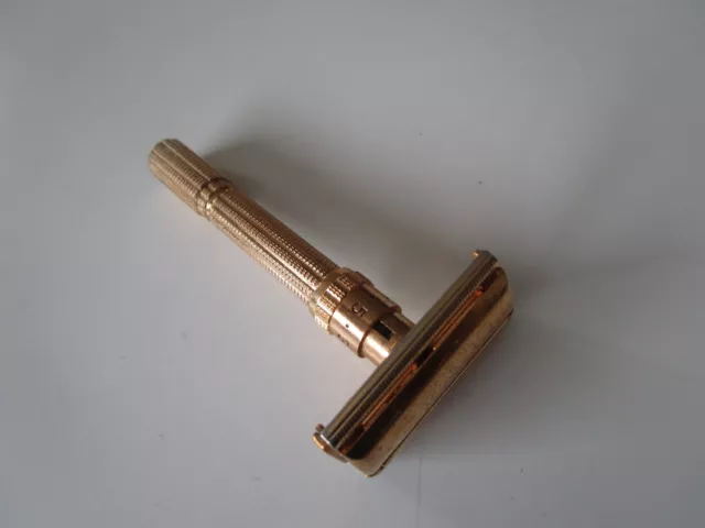 VINTAGe GILLETTE ADJUSTABLE SAFETY RAZOR GOLD PLATED H 2