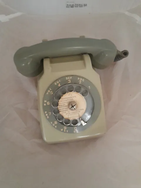 ANCIEN TELEPHONE FIXE A CADRAN Gris  PTT ERICSSON 1973 VINTAGE Sans Écouteur