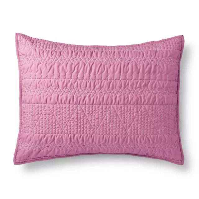 ONE - Xhilaration - Solid Quilted Pillow Sham ( Pink ) Standard Size Girls NEW ONE - Xhilaration - Solid Quilted Pillow Sham ( Pink ) Standard Size Girls NEW