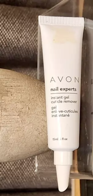 AVON Nail Experts Instant Gel Cuticle Remover