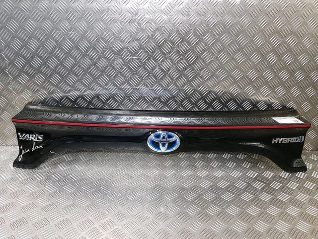 Toyota Yaris ( 1999-11/2005 ) Enjoliveur de P.B. main image 1