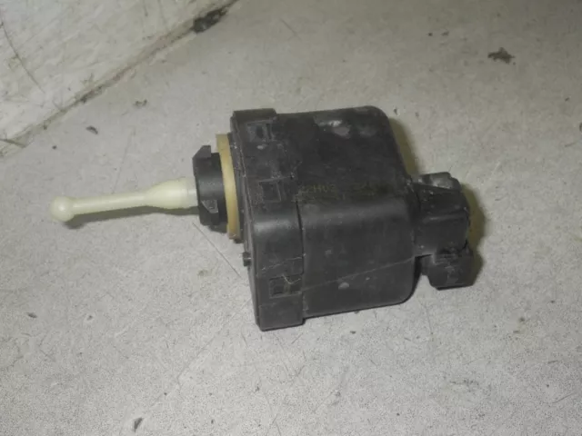 Elemento di regolazione regolazione luci destra o sinistra SEAT IBIZA II (6K1) 1.0I