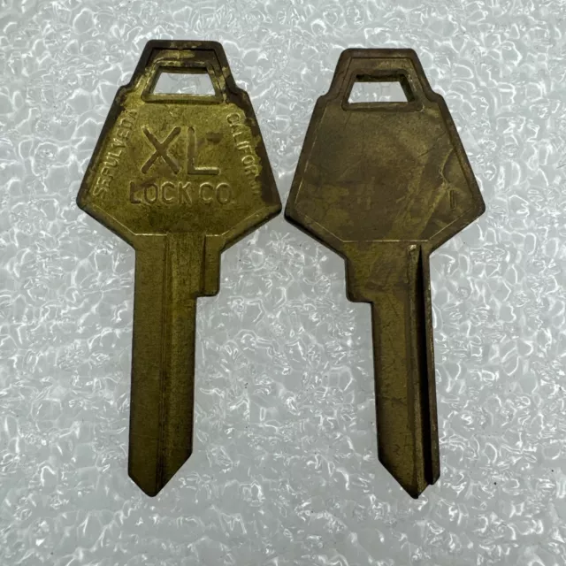 LOCK INC.  XL Key Blank LOT OF 2 #KB10