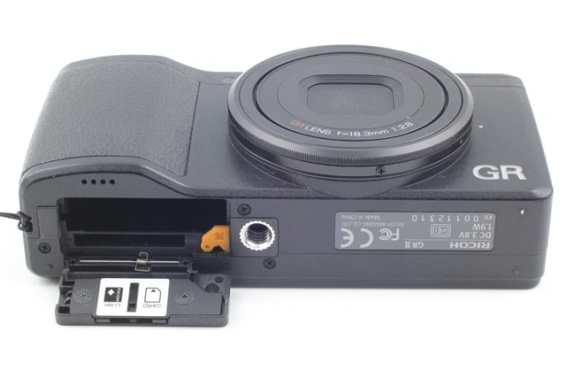 [MINT] in BOX RICOH GR II 16.2 MP Digital Camera Black 18.3mm F2.8 From JAPAN 11