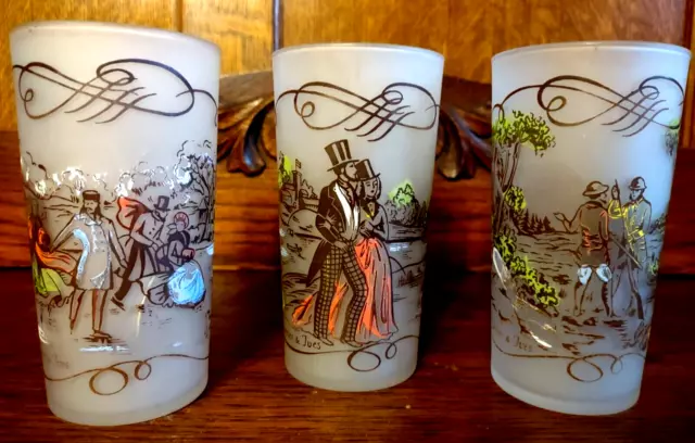 https://www.picclickimg.com/Q7sAAOSwcs9jwu0T/3-Currier-Ives-Frosted-Tumblers-Barware-Bar.webp