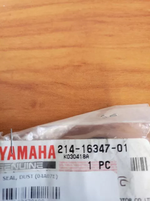 Nos Oem Yamaha 70-83 R5/B Xs1/B Tx500/650 Clutch Seal Dust 214-16347-01