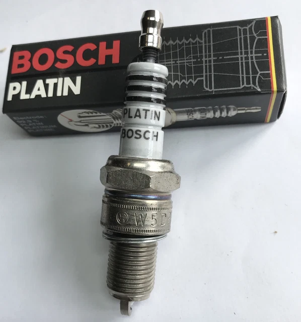 NGK Zündkerzen-Set BP7ES 2412 – 8 Stück, Perfekt Für Offroad- Und Reiseenduros NGK Zündkerzen-Set BP7ES 2412 – 8 Stück, Perfekt Für Offroad- Und Reiseenduros