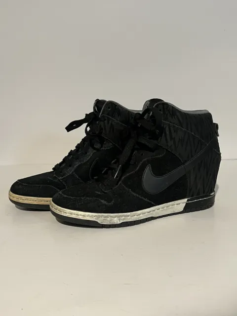 Nike Dunk Sky Hi Womens Print Black Wedge suede Sneaker 543258-002 size 8