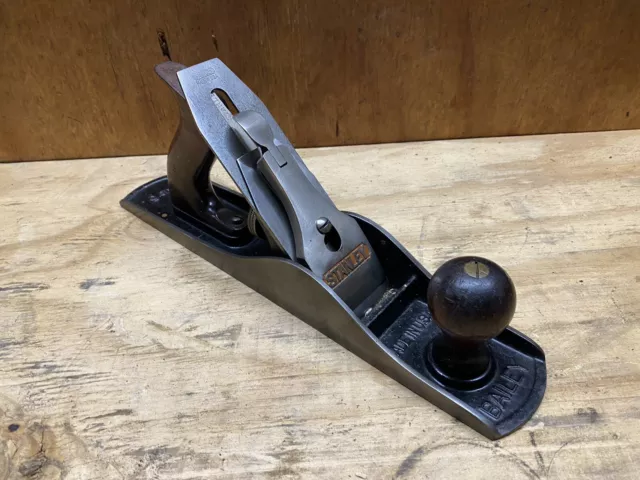 Vintage STANLEY BAILEY NO. 5 WOOD PLANE