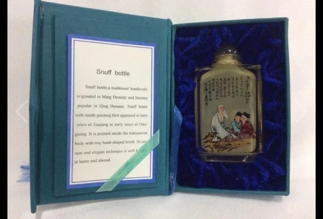 Snuff Bottle Reverse Hand Painted