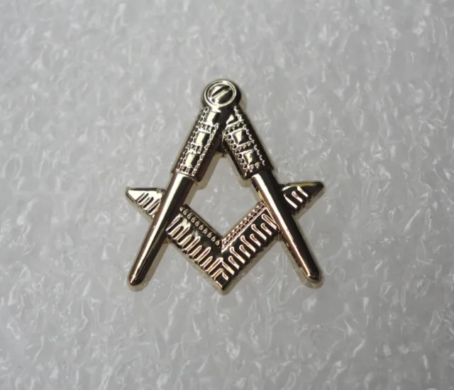 Pre-Owned Freemason Mason lapel pin badge Geometry Square Compass Gold Finish