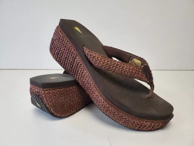 Women’s size 10 VOLATILE Y2K Inspired Brown Woven Platform Wedge Foam Sandals