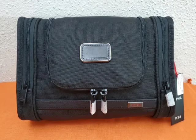 New $195 Tumi Alpha 3 Black FXT Ballistic Nylon Hanging Travel Kit/Toiletry Bag