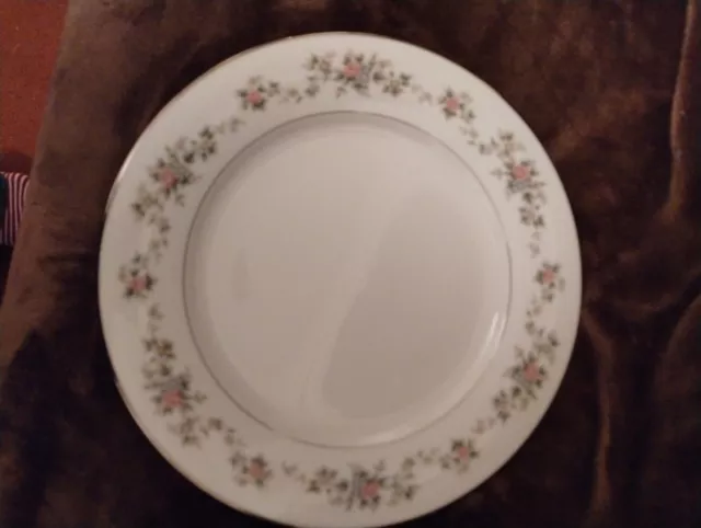 Syracuse China Old Ivory Coventry OPCO "10 1/4" large dinner plate