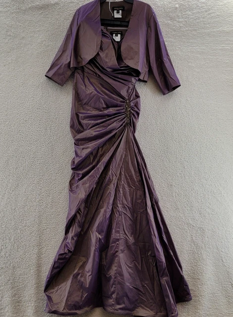 TADASHI SHOJI Wedding Gown with Jacket Women's 8 Plum Ruched Sweetheart Neck* TADASHI SHOJI Wedding Gown with Jacket Women's 8 Plum Ruched Sweetheart Neck*