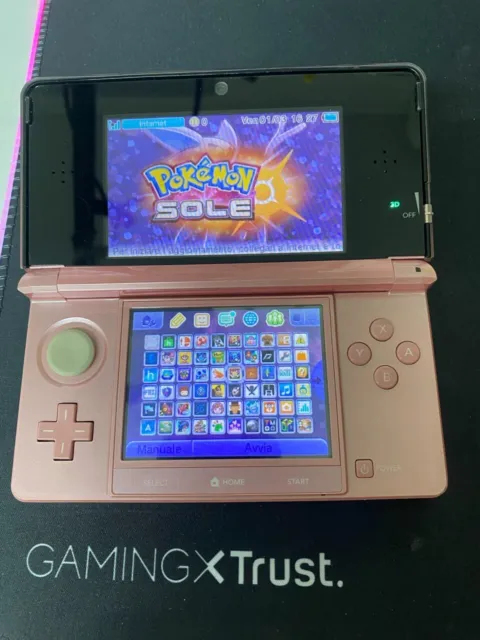 Nintendo 3DS + 1100 Giochi +Tema Pokémon+ Pokébank e trasferitore