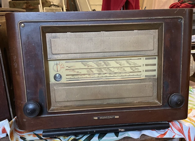 Ancien Walkman Récepteur Radio FM Go Impex - Pour Pièces / Non Testé