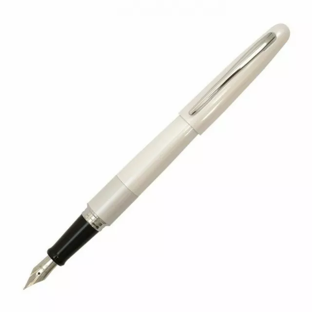 Pilot Namiki Cocoon Fountain Pen White Fine Nib FCO-3SR-W-F