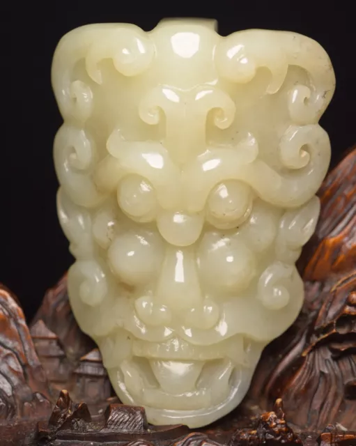 Chinese Exquisite Handmade Beast carving Hetian Jade Statue Belt Buckle