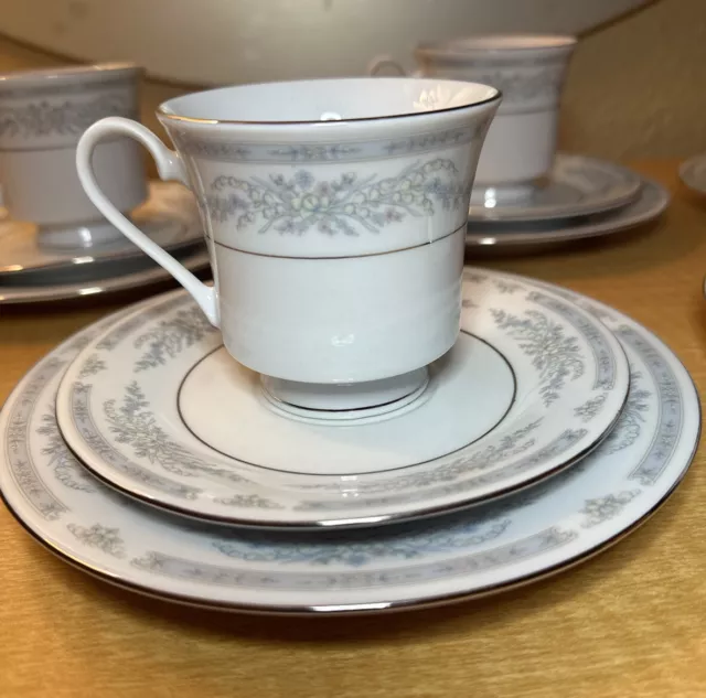 Crown Ming “Diana”Jian Shiang “Diana” 15 Pc Set-Tea Cup, Saucer, & Bread Plate