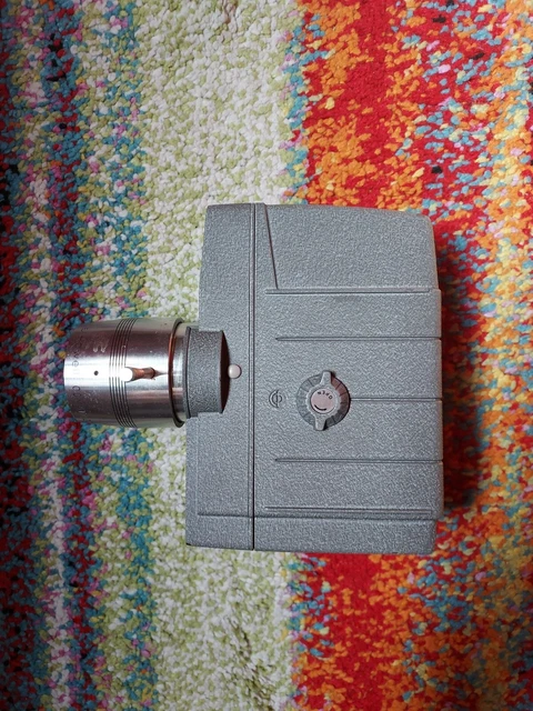 Vintage Bell & Howell Camera Electric Eye Comat Zoom Lens F / 2.3