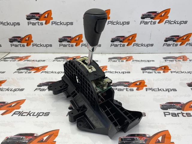 Genuine Nissan Gearshift Boot Cover For Skyline R31, R32, R33, R34 5-Speed - Rubber, OEM 32862-V5002