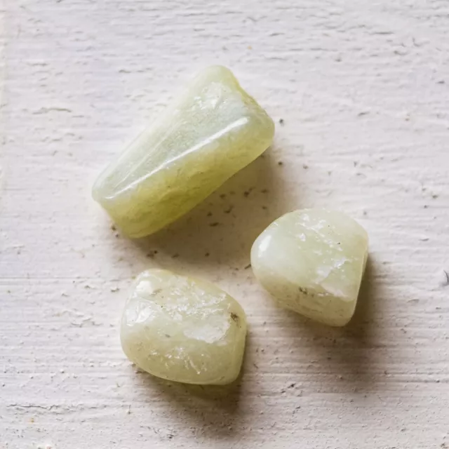 Lot de 3 JADE Pierre polie mini - Soin Lithothérapie Minéraux Cristaux Energie