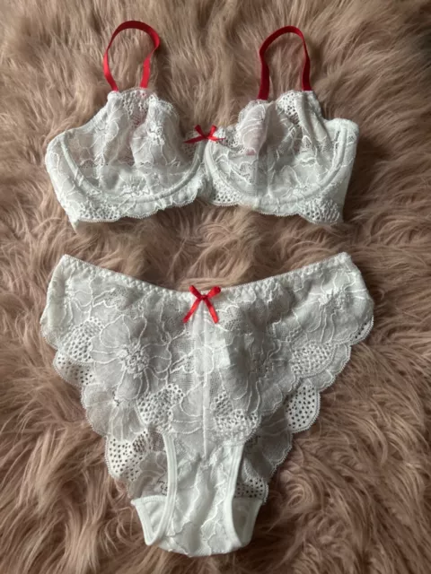 Ensemble de lingerie dentelle blanc taille M Neuf