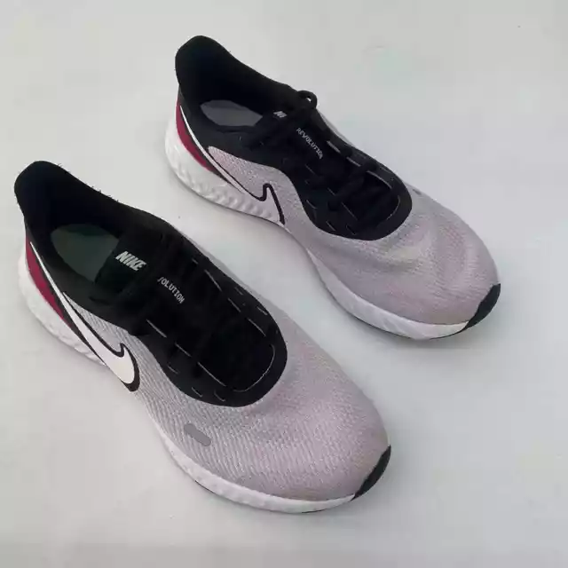 Nike Revolution Gray Black Women's Athletic Sneaker Shoes Size 9