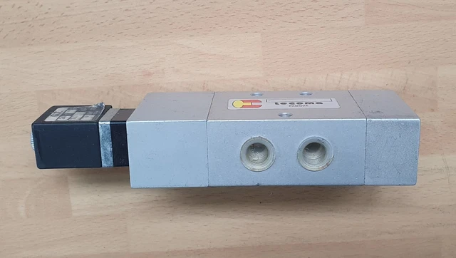 Elettrovalvola, 5 vie, centro chiuso, 1/8 G, DC 24V, connessione a morsetti, pilotaggio interno, serie 200 (Cod. 4V230C06BG - AirTac) - ATTI - Online
