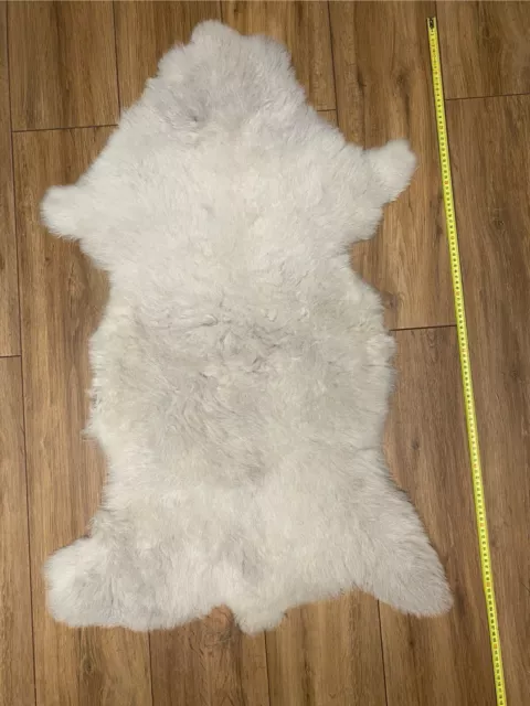 Vraie Peau Mouton Naturelle - Real Sheepskin Natural