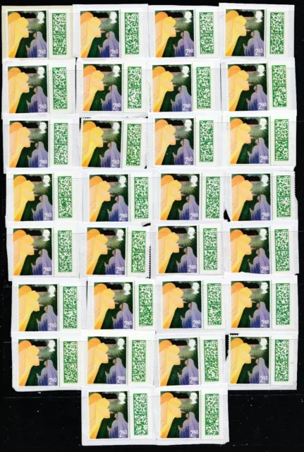 GB 30 x 2nd  Class Unfranked Xmas Stamps On Paper