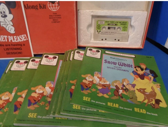 VINTAGE WALT DISNEYS Snow White And The Seven Dwarfs -- Read Along Kit ...