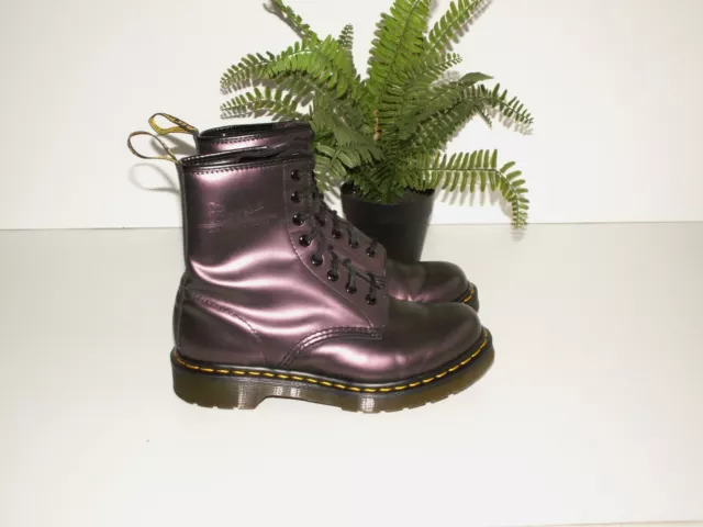 Metallic purple deals dr martens