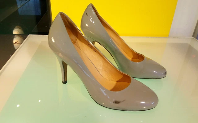 Shoe The Bear women's size 39 KATE heels grey good condition approx size 8 us