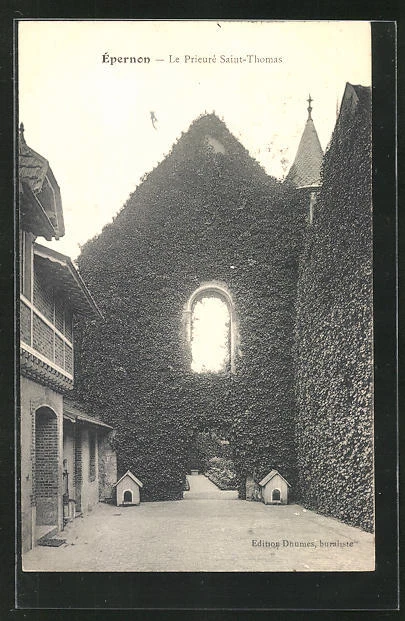 CPA Epernon, Le Prieure Saint-Thomas