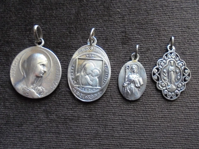 Lot De 3 Médailles Anciennes En Argent Massif Du XIXe Siècle - St Michel, Ste Honorine, ND De Pontoise - Style Napoléon III